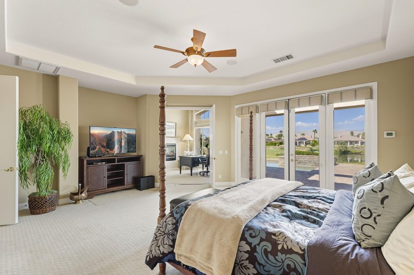 Luxury Oasis in Rancho Mirage. Discover unparalleled Desert - photo 22