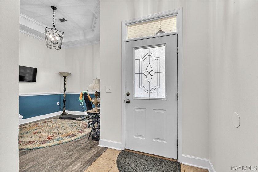 ***Improved price!***Welcome to this beautifully maintained - photo 7