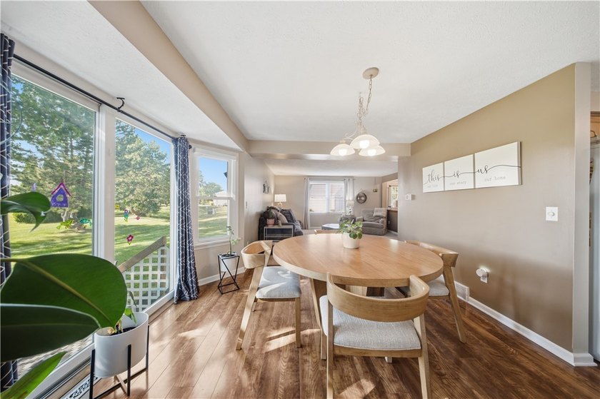 Welcome home to this beautifully maintained 2-bedroom, 1.5-bath - photo 11