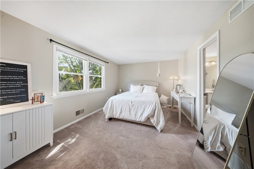 Welcome home to this beautifully maintained 2-bedroom, 1.5-bath - photo 15