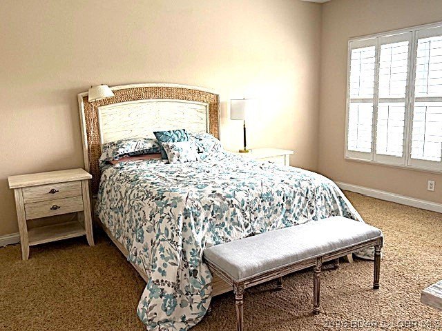 Introducing a peaceful, turn-key lakefront condo in CapeRoyale - photo 8