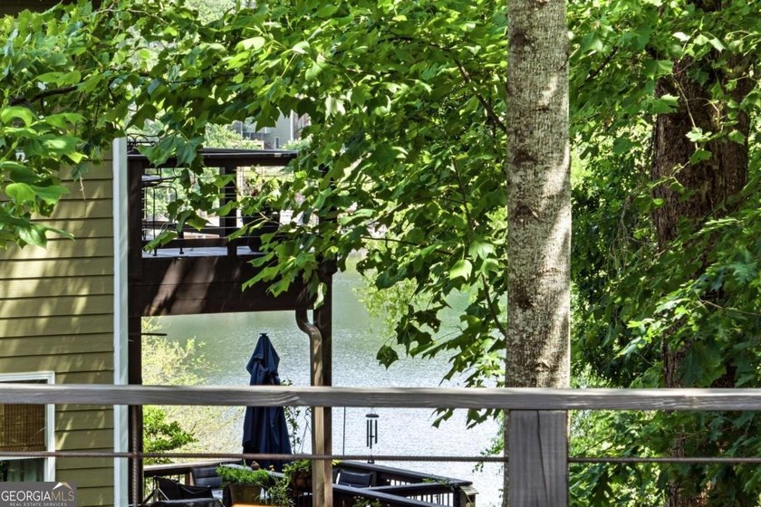 Charming Craftsman Cottage with Lake Views and Steps from the - photo 7