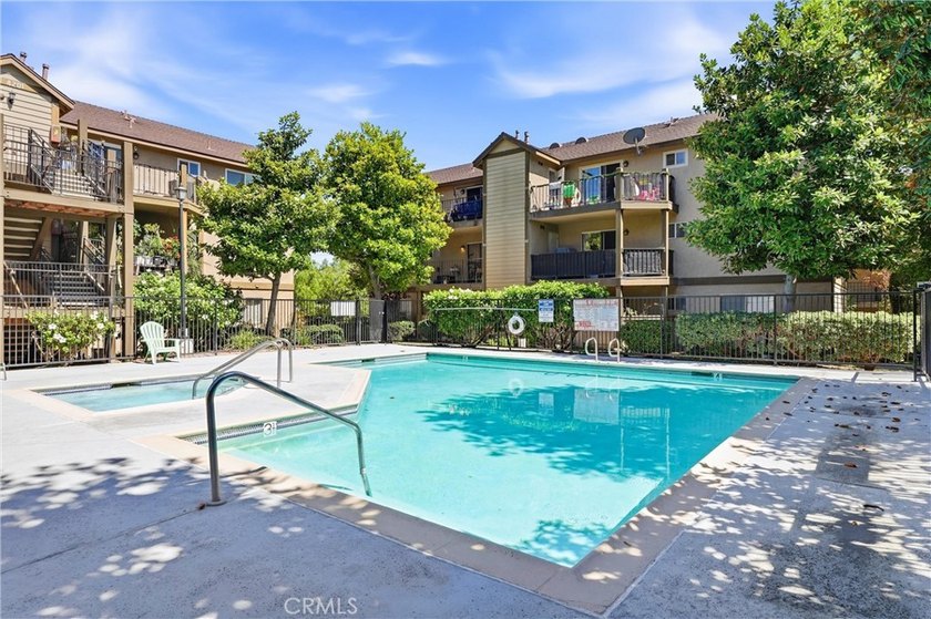 Welcome home! This 2 bedroom 2 bathroom home is exactly what - photo 20
