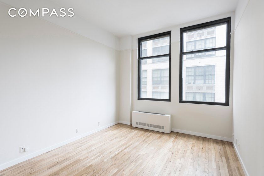 In one of the prime condominium loft buildings in Greenwich - photo 6