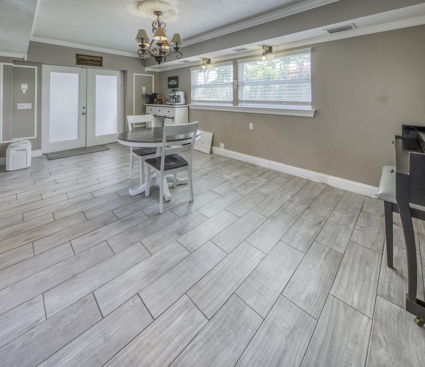 Welcome to your dream home! with No HOA ! This expansive 3Br - photo 21