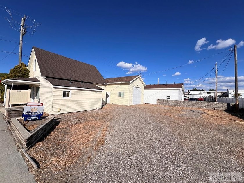 LOCATED BY THE NEW MAVERICK WITH DETACHED SHOP! This property - photo 6