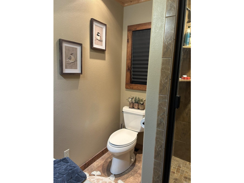 Tucked away near the beautiful Little Red River, this inviting - photo 27