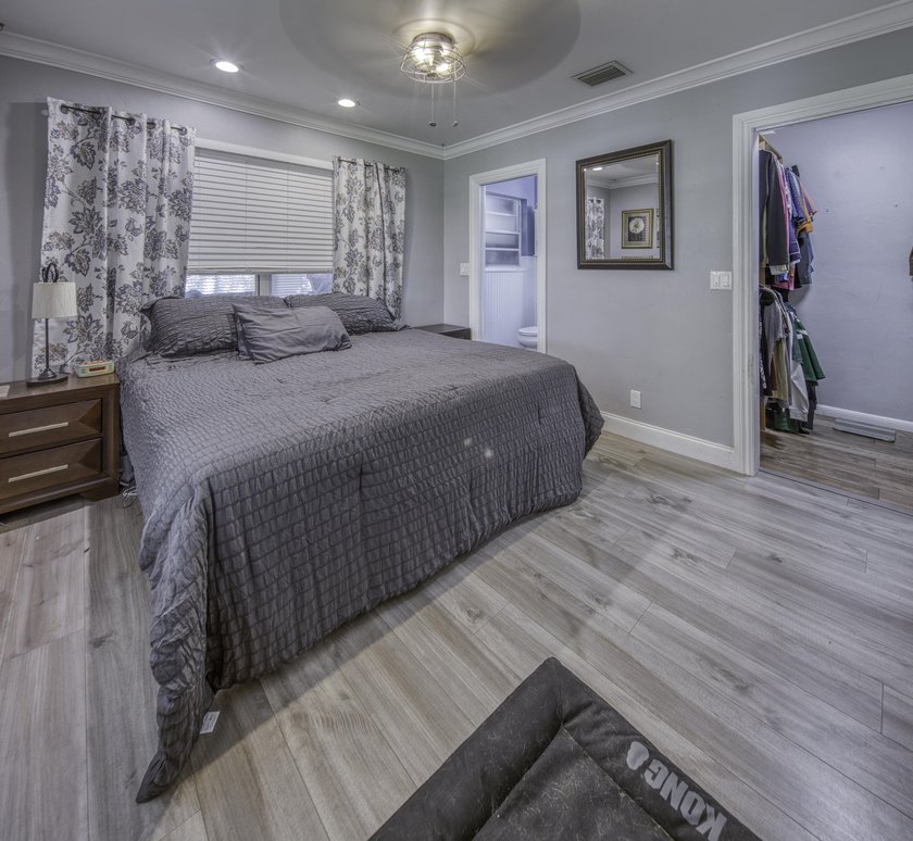 Welcome to your dream home! with No HOA ! This expansive 3Br - photo 30