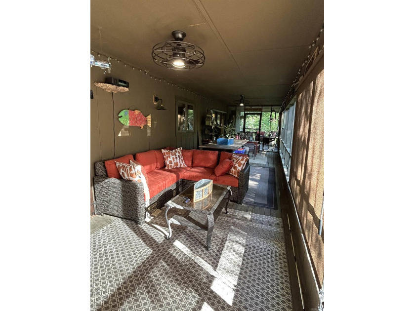 Tucked away near the beautiful Little Red River, this inviting - photo 31