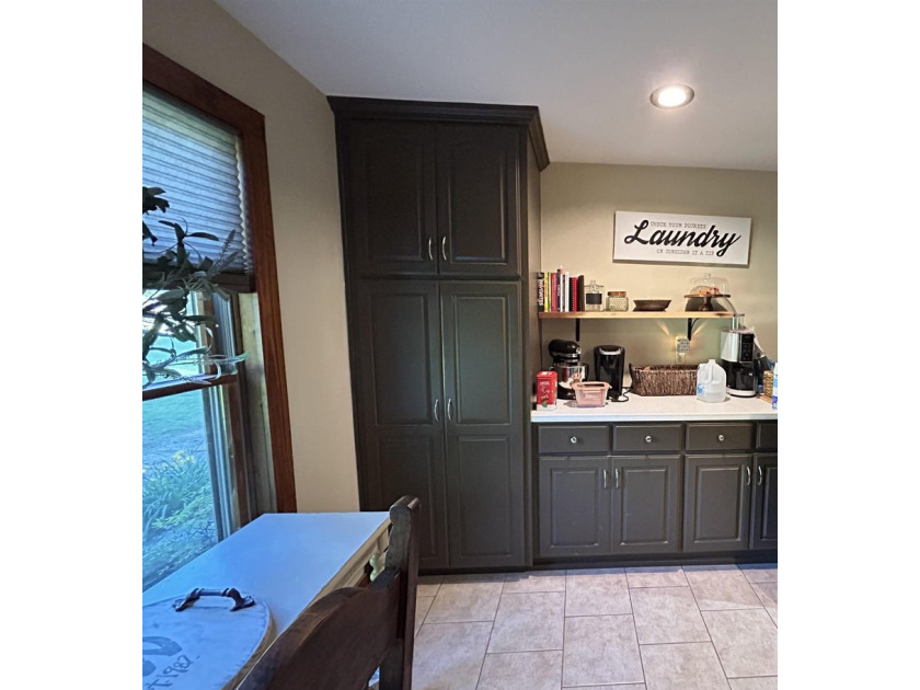 Tucked away near the beautiful Little Red River, this inviting - photo 32