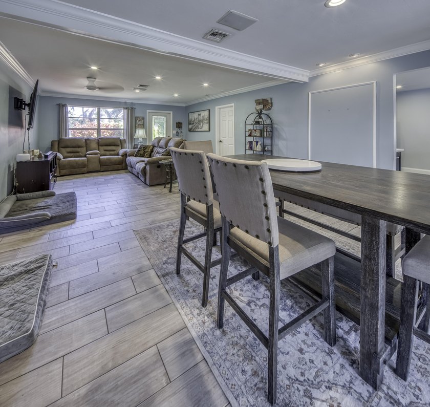 Welcome to your dream home! with No HOA ! This expansive 3Br - photo 46