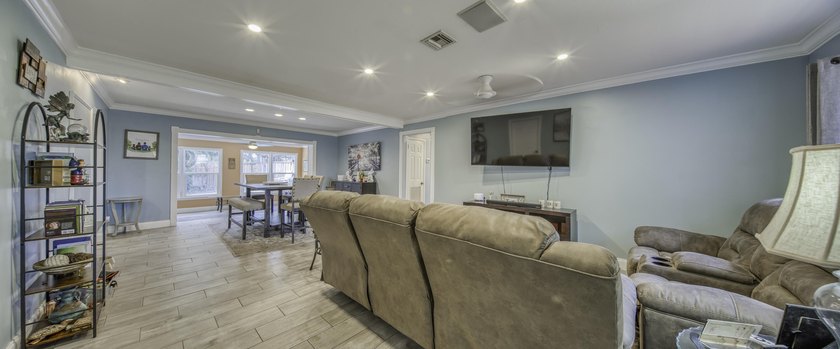 Welcome to your dream home! with No HOA ! This expansive 3Br - photo 48
