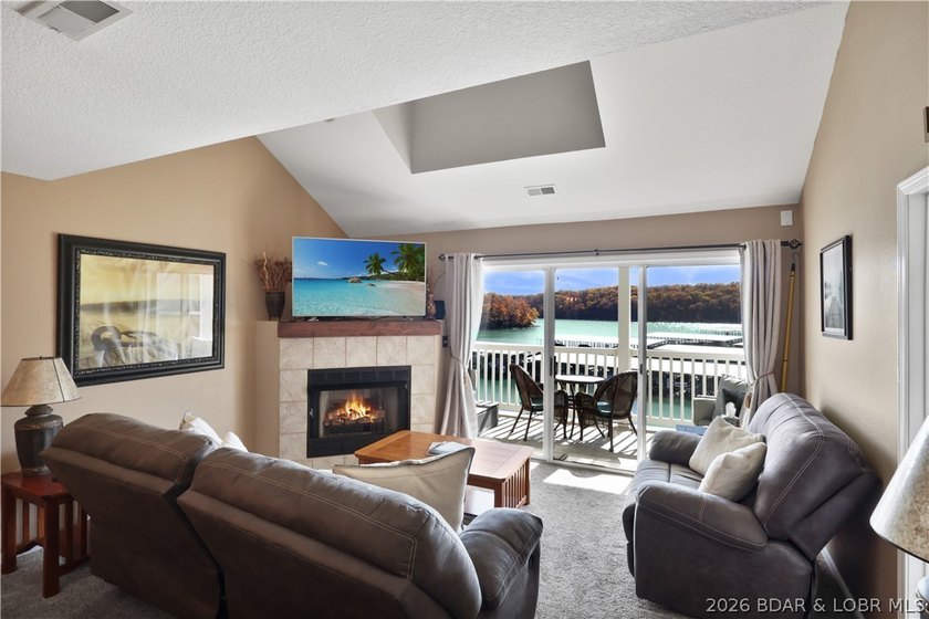 Top-floor, two-story lakefront living in the heart of Osage - photo 5