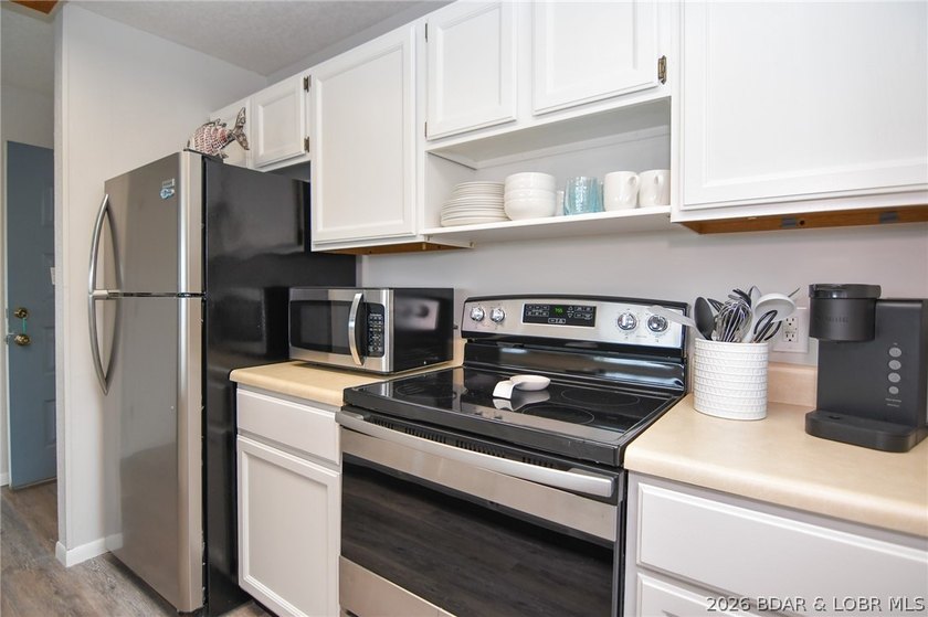 MOTIVATED SELLER!!! READY FOR OFFER! Your ideal summer getaway! - photo 6