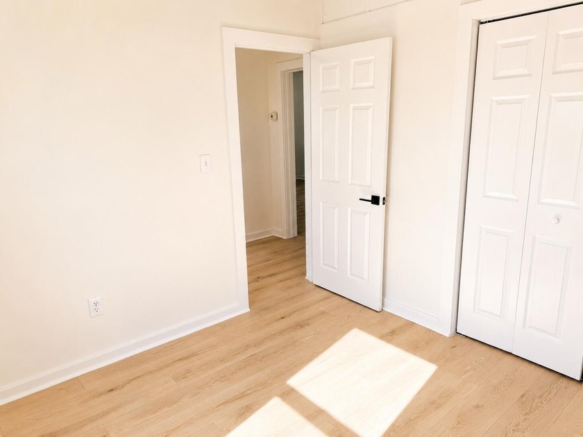 Beautifully renovated 2-bedroom, 1-bath home in the desirable - photo 12