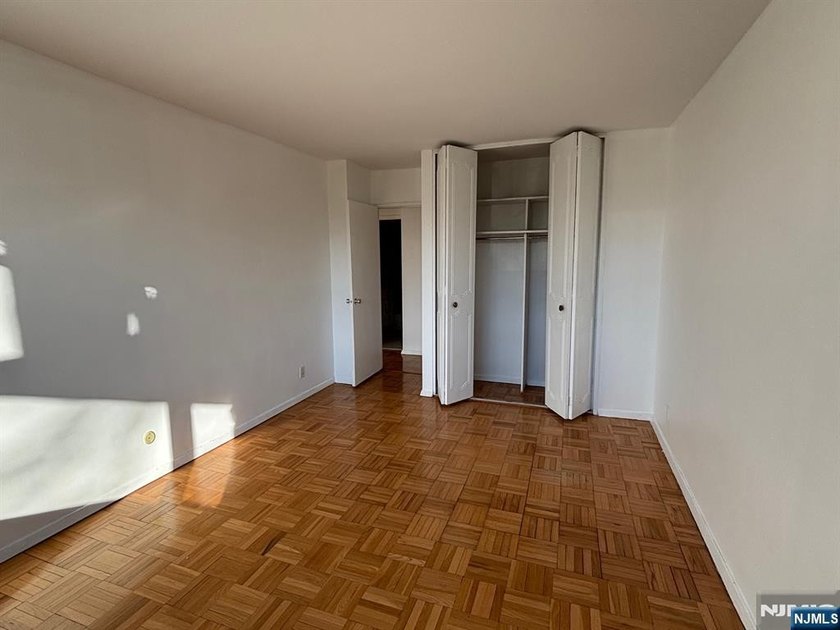 Bright, west facing 2 BR, 2 Bath coop in the heart of Fort Lee - photo 22