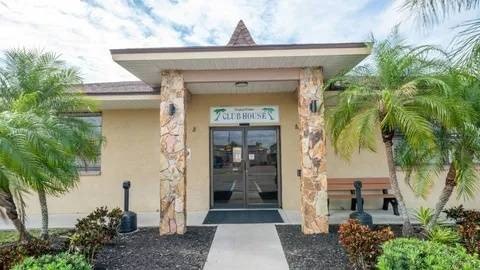 **One of the BIGGEST LOT on property. Priced to sell!!** HUGE - photo 41