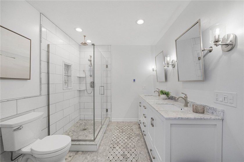 The one you've been waiting for, where luxury updates - photo 20