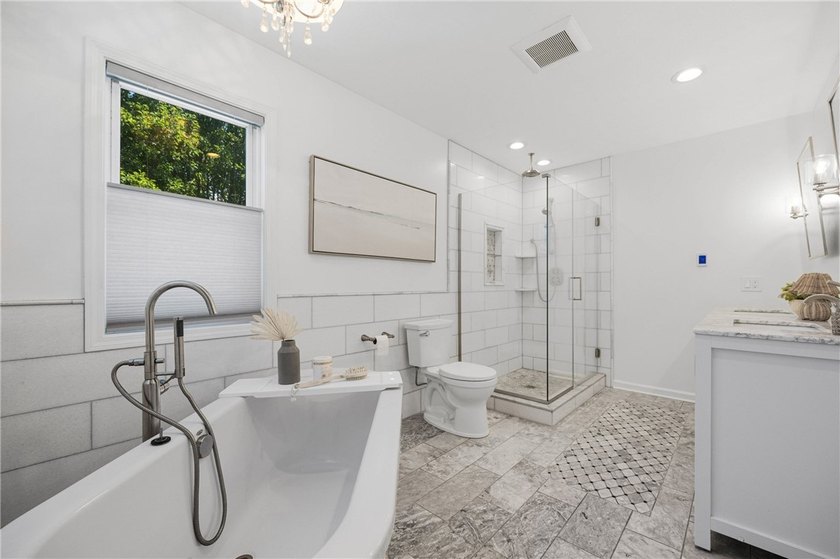 The one you've been waiting for, where luxury updates - photo 23