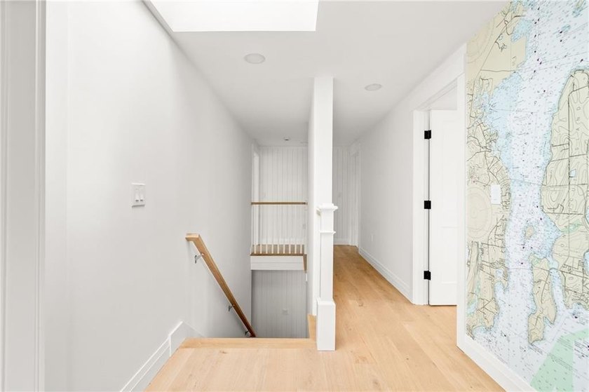 Beautifully transformed from top to bottom, this exceptional - photo 27