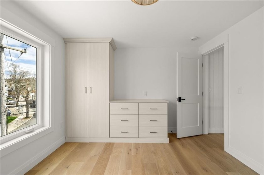 Beautifully transformed from top to bottom, this exceptional - photo 39