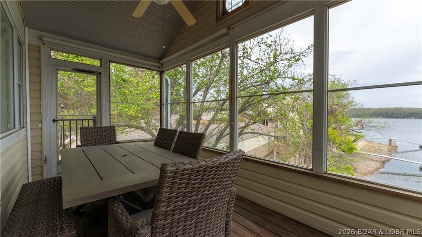 Enjoy lake front living at this multi-level and spacious 1,758 - photo 4