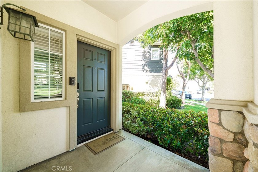 Step into this charming detached 3-bedroom, 2.5-bath home by - photo 4