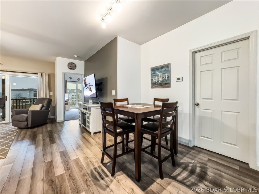 TOP floor end unit with main channel view! Comes with 12 x 32 - photo 18