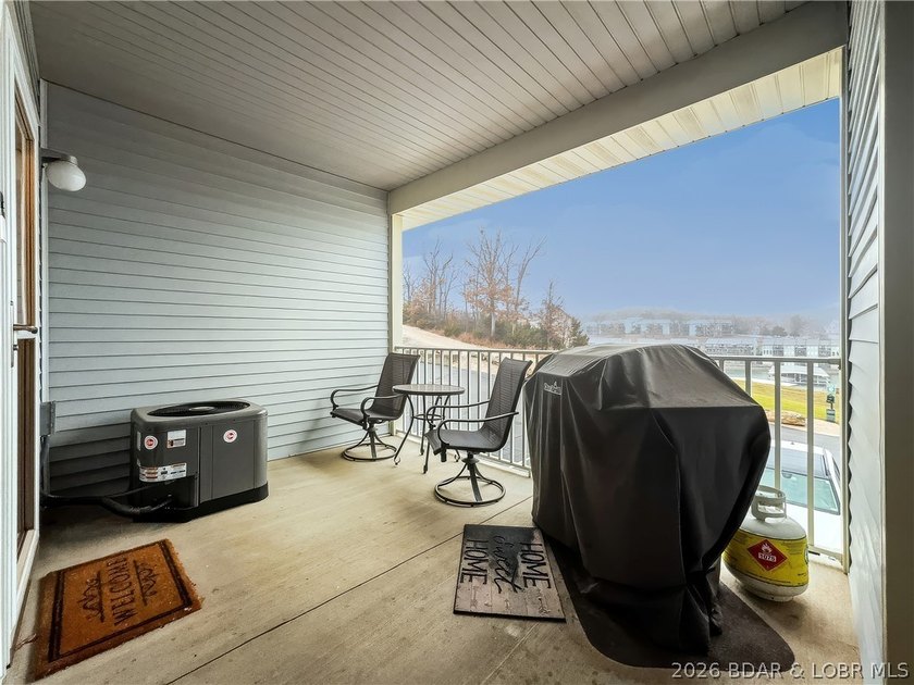 TOP floor end unit with main channel view! Comes with 12 x 32 - photo 31