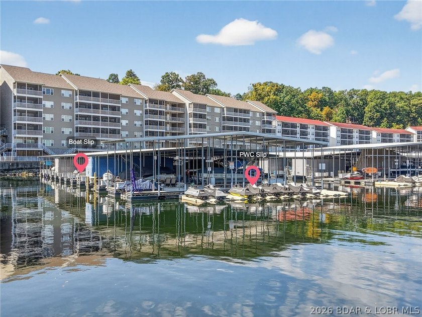 Lakefront living at its best! This 3BR/2BA, 1,400 sq ft condo in - photo 2