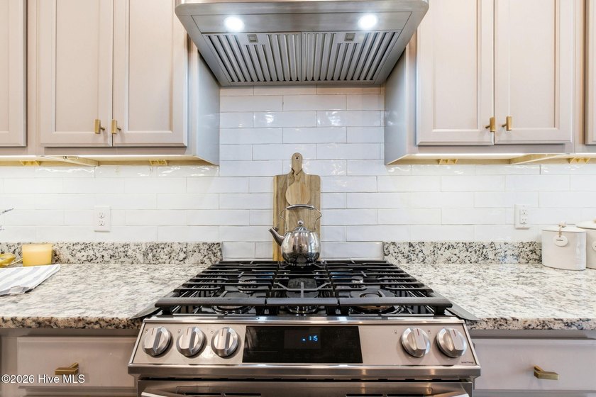 Welcome to 1005 S Fisher King Drive, the former Model Home built - photo 12