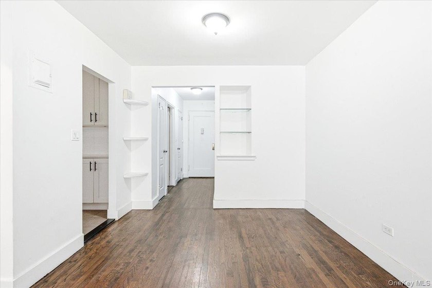 Spacious Living Meets Everyday Convenience at The New Yorker! - photo 13