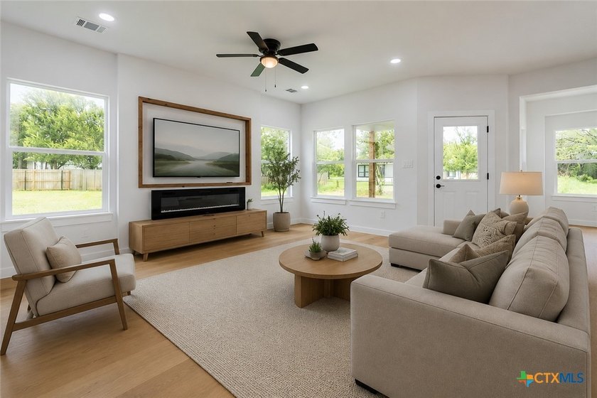 Beautifully crafted modern farmhouse located on an oversized 0 - photo 14