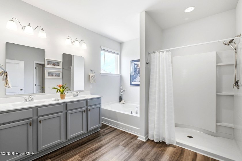 Welcome to 1005 S Fisher King Drive, the former Model Home built - photo 18
