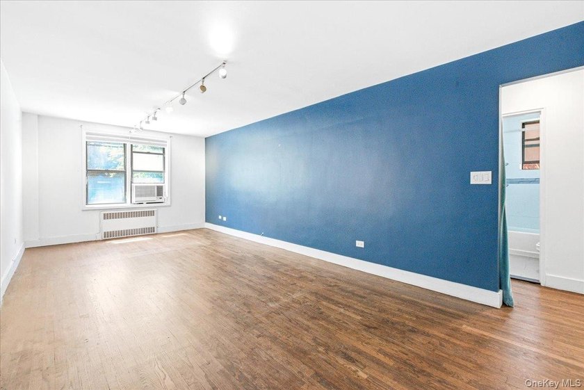 Spacious Living Meets Everyday Convenience at The New Yorker! - photo 21