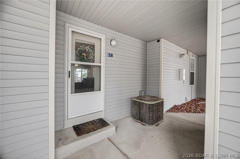 This stunning 2-level condo at Regatta Bay is everything a lake - photo 5