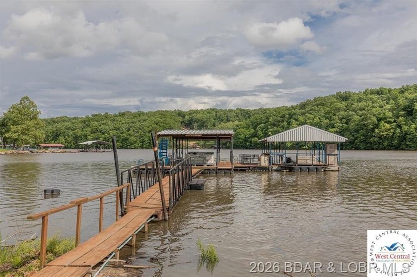 Lake of the Ozarks family oasis ready and available for you and - photo 9