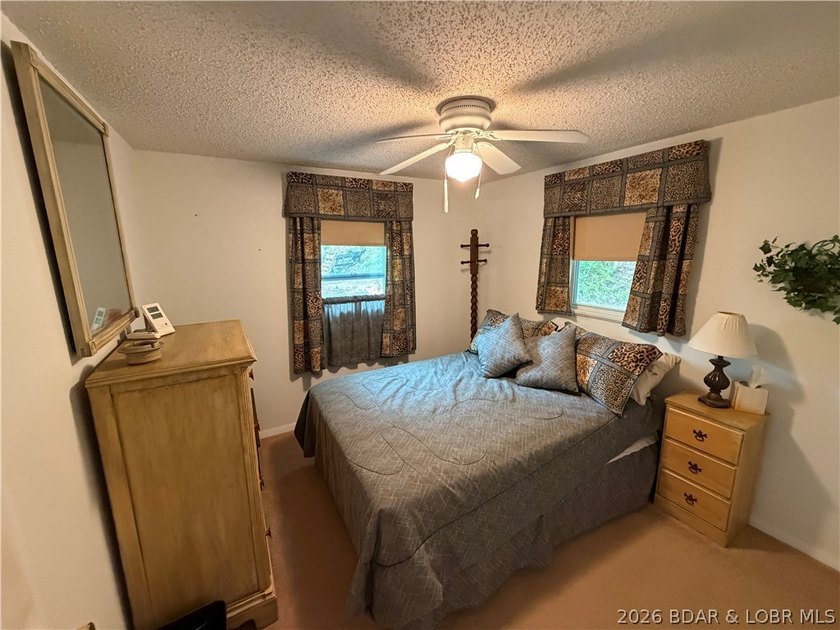 Affordable lakefront opportunities under $300K are becoming - photo 19