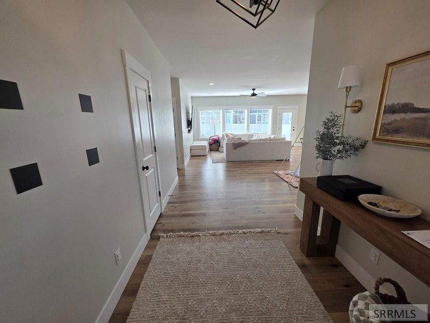 Enjoy the space and quiet of Pinebrook Estates while staying - photo 9