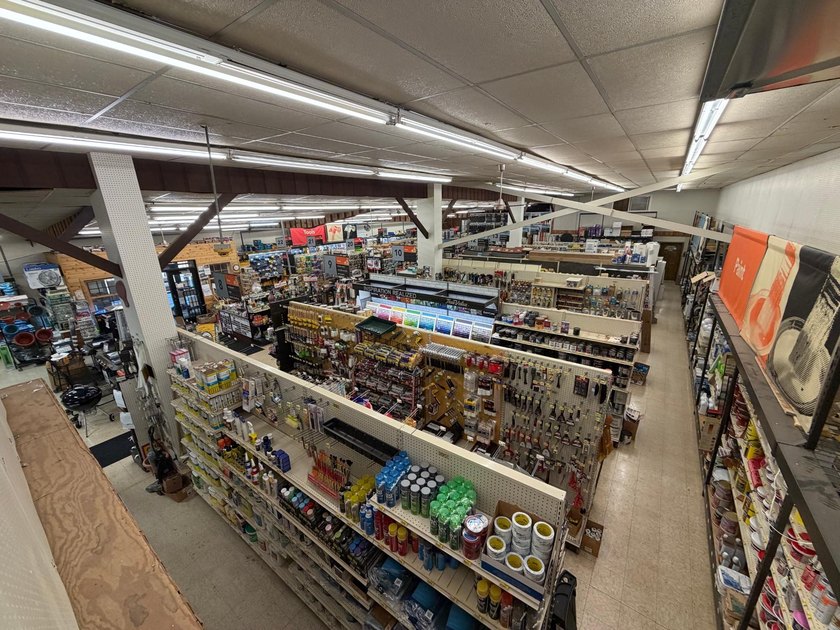 Lakeland Lumber &amp; Hardware - Great opportunity to be your own - photo 15