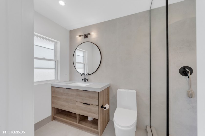 Beautifully remodeled brick ranch in a perfect location! This - photo 33