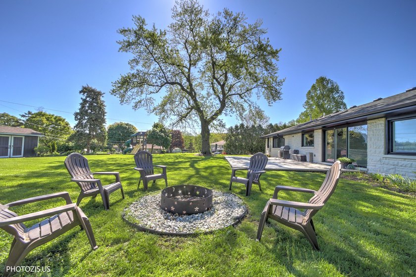 Beautifully remodeled brick ranch in a perfect location! This - photo 48