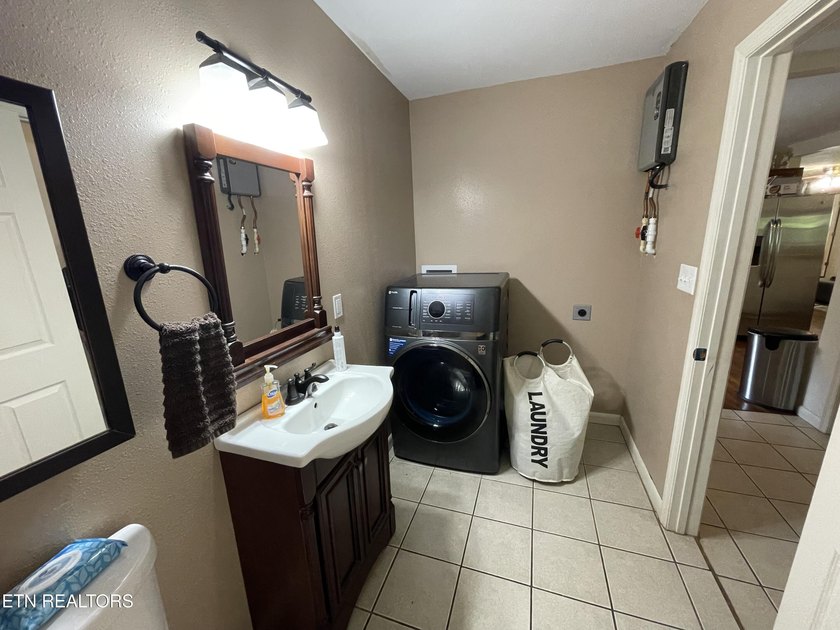 Welcome to this stunning one level 1468sf home, with a country - photo 25