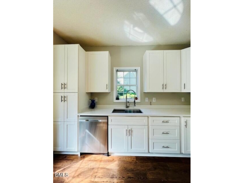 Enjoy beautiful lake views from the spacious sunroom and private - photo 14