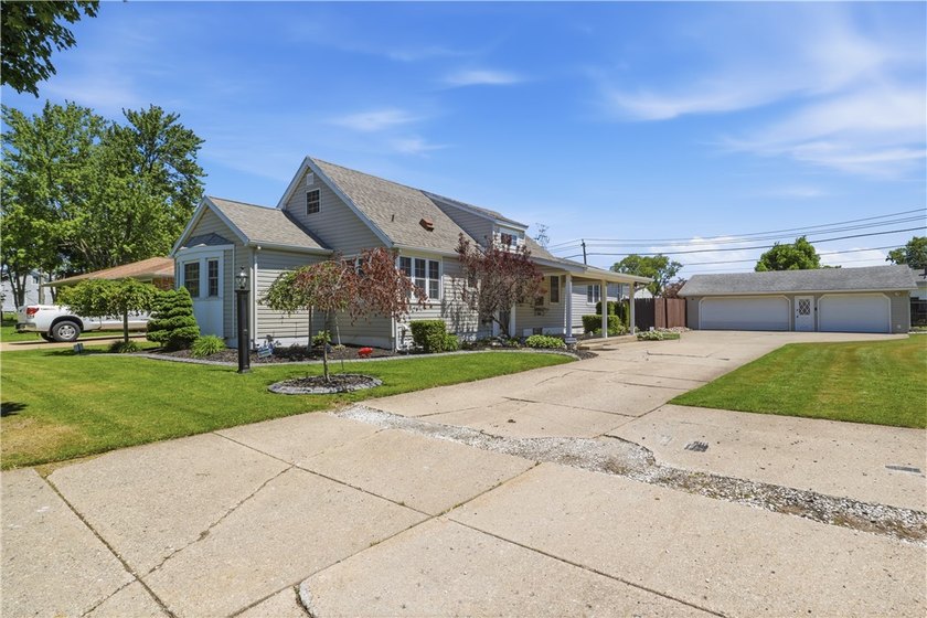 Welcome to 55 Toelsin Road - a home with the kind of extras - photo 5