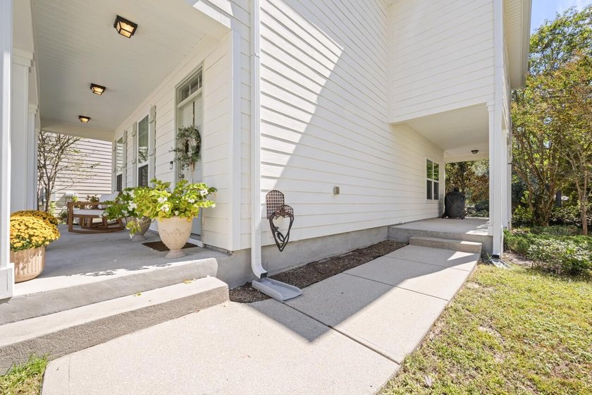 ***Home Sweet Home***This 3BR/2.5BA home has been lovingly - photo 6