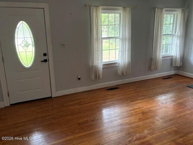 Great three bedroom two bath home with detached garage/workshop - photo 3