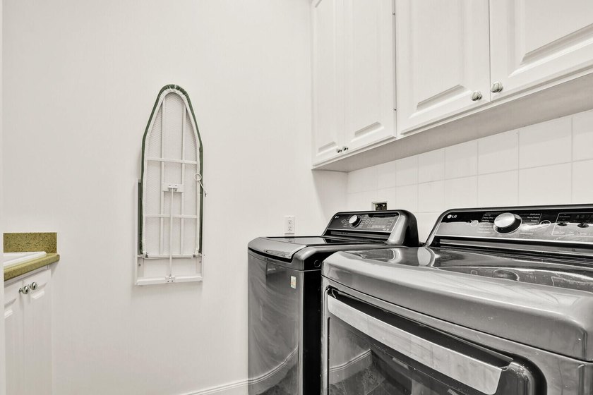 Rarely available single-story pool home in the highly - photo 27