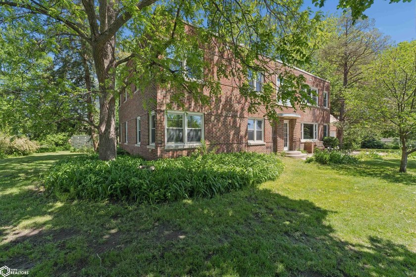 *The Pheasant House on Main* Step into timeless charm with this - photo 42
