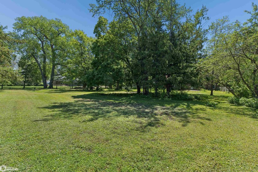 *The Pheasant House on Main* Step into timeless charm with this - photo 46